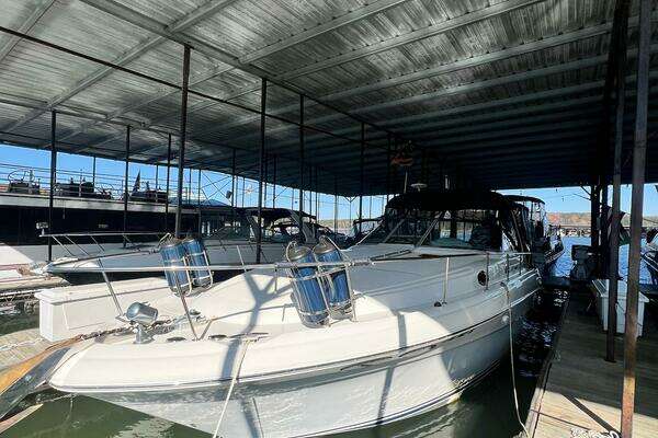 Photo of the 2002 Sea Ray 340 Sundancer