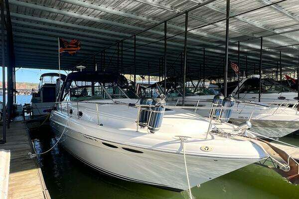 Photo of the 2002 Sea Ray 340 Sundancer