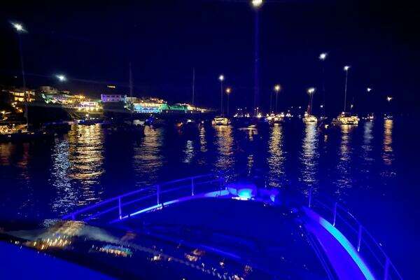 Aicon 64 Yacht For Sale