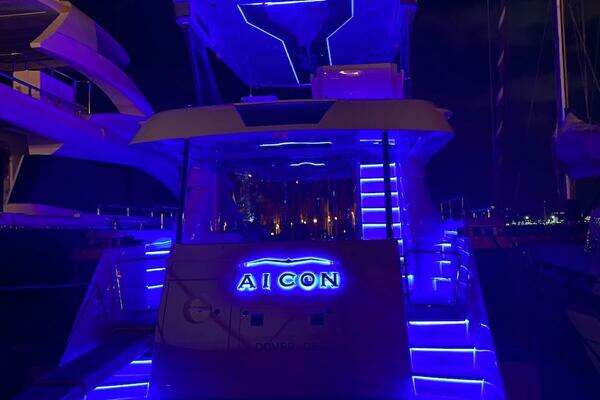 Aicon 64 Yacht For Sale