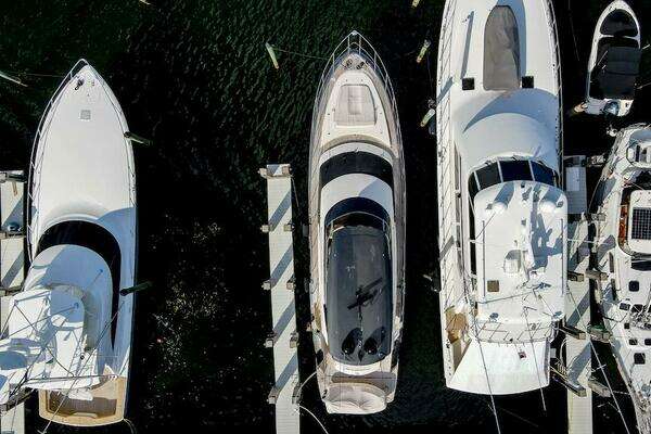 Photo of the 2016 Marquis 660 Sport Yacht