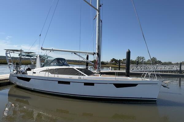 Off The Grid 42ft Southerly Yacht For Sale