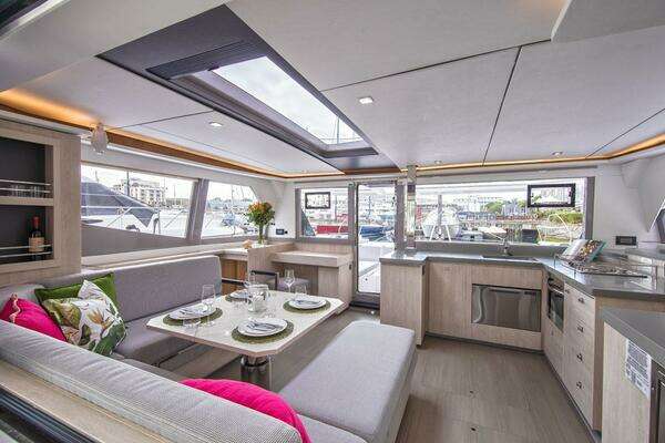 45ft Leopard Yacht For Sale
