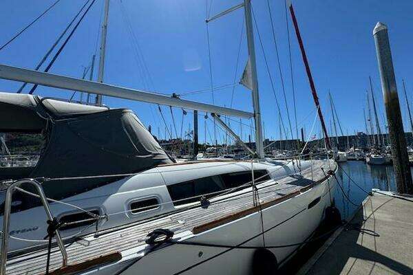 Simone 49ft Beneteau Yacht For Sale
