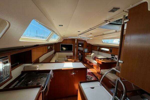 Simone 49ft Beneteau Yacht For Sale