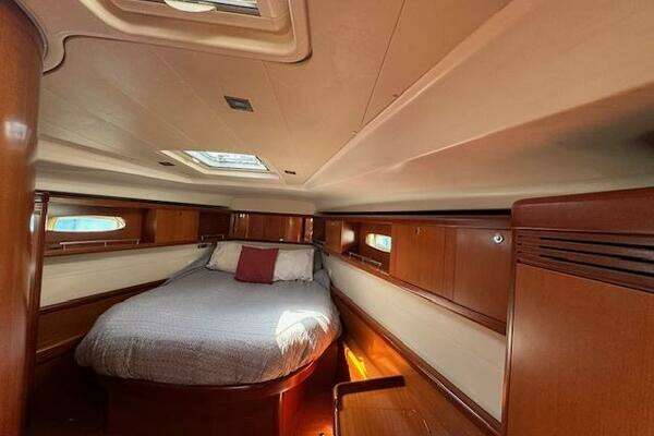 Simone 49ft Beneteau Yacht For Sale
