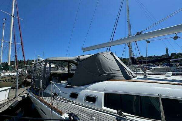 Simone 49ft Beneteau Yacht For Sale