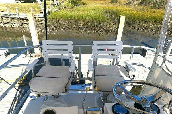 Photo of the 2002 Luhrs 34 Convertible