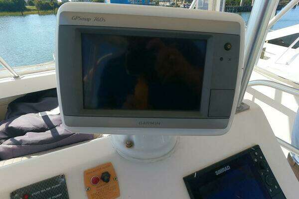 Photo of the 2002 Luhrs 34 Convertible