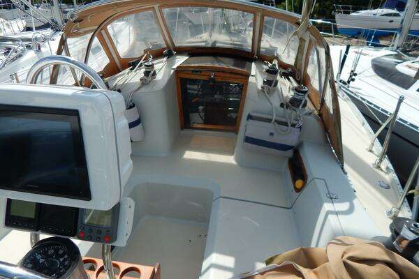 Photo of the 1990 Ericson 38-200 "Cooneymus"