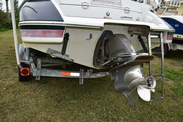 Photo of the 2009 Chris-Craft Corsair 25