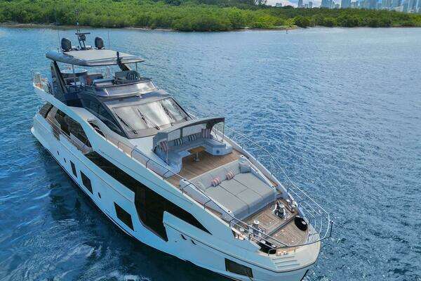 2020 Azimut 88