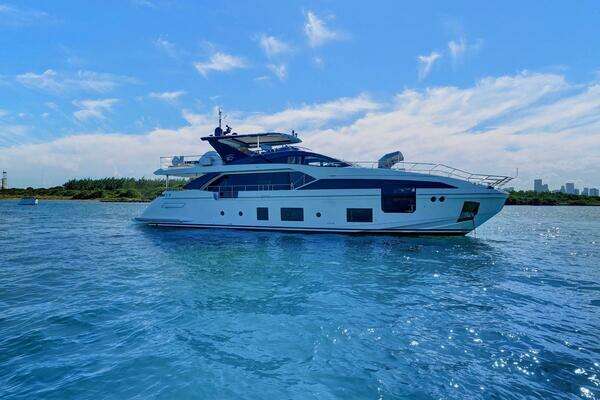 2020 Azimut 88