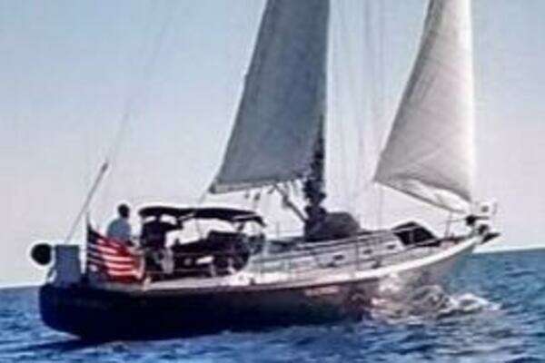 Photo of the 1977 Gulfstar 40