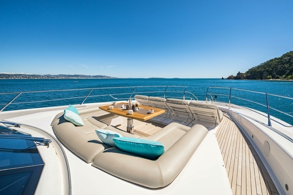Photo of the 2014 Sunseeker Sunseeker 115 Sport Yacht "LADY VOLANTIS"