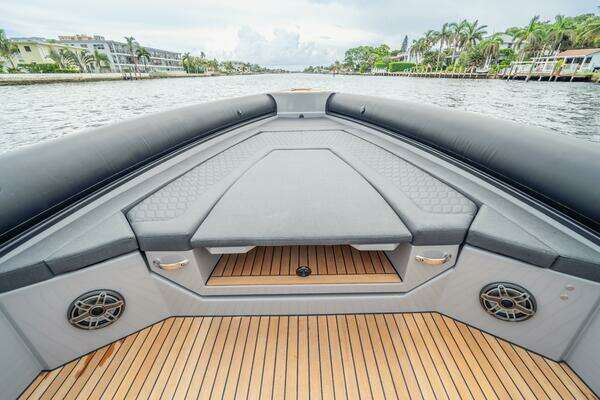 Photo of the 2025 Skipper 38 NC