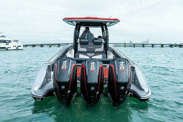 Photo of the 2021 Fountain 39 NX "Hustling Hardcore"