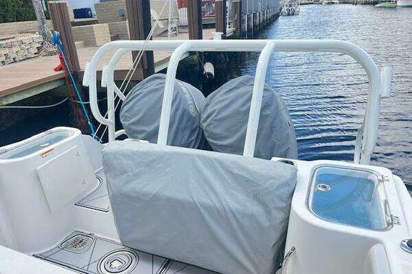 Photo of the 2019 Wellcraft 262 F CC