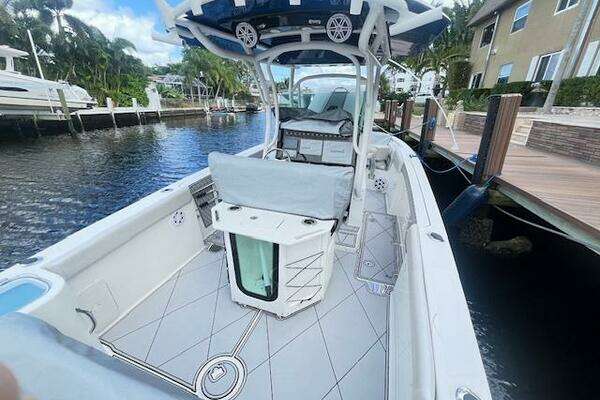 Photo of the 2019 Wellcraft 262 F CC