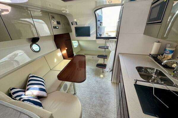 Schaefer 375 Yacht For Sale