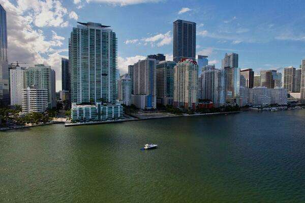 Schaefer 375 Yacht For Sale