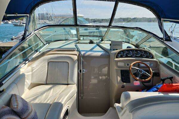 Photo of the 1998 Sea Ray Sundancer