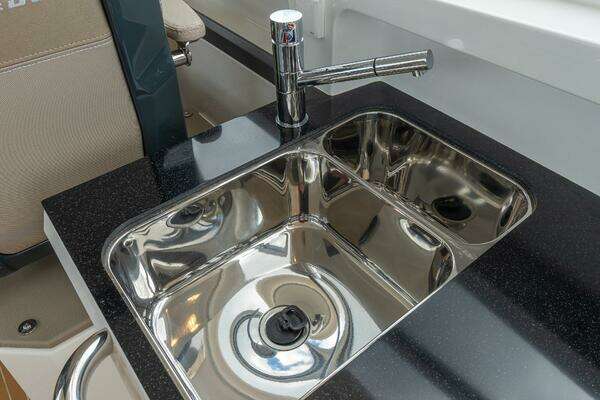 Nimbus W11 Yacht For Sale
