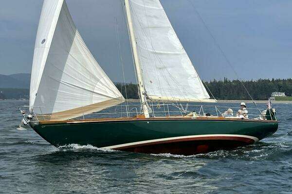 40-ft-Hinckley-1974-Bermuda 40-Robyn's Nest-Pelham New York United States yacht for sale
