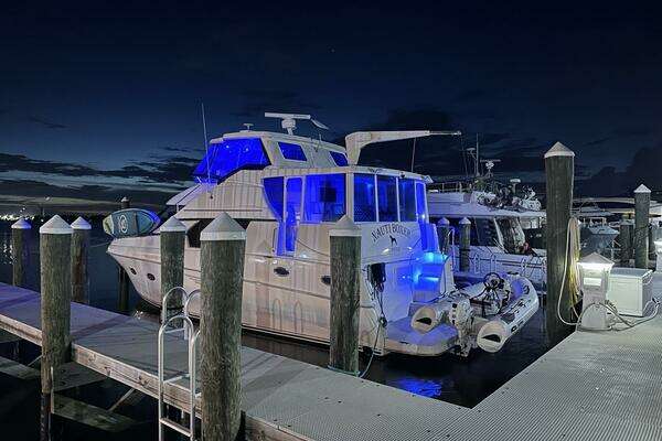 44-ft-Silverton-2003-453 Motor Yacht-Nauti Boxer-Fort Pierce Florida United States yacht for sale