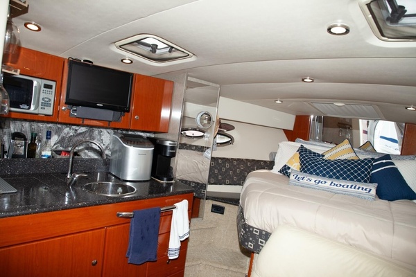 ATTITUDE IS EVERYTHING 32ft Formula Yacht For Sale