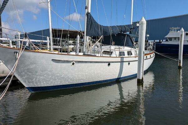 Photo of the 1982 Transpacific Marine 49 "Spirit"