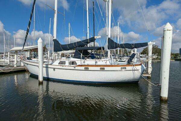 Photo of the 1982 Transpacific Marine 49 "Spirit"