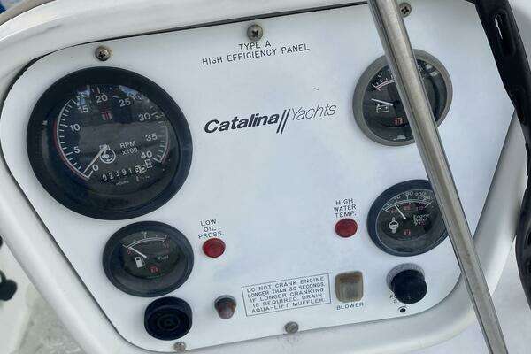 Photo of the 1998 Catalina MKII "Cool Change"