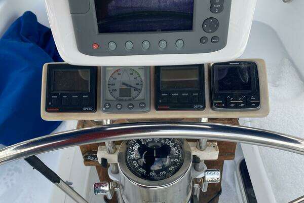 Photo of the 1998 Catalina MKII "Cool Change"