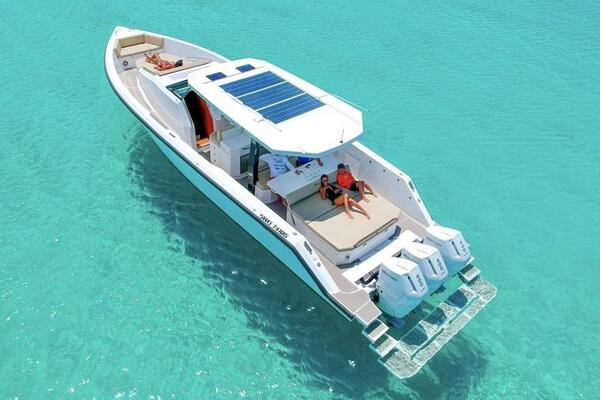 Impulse Power Boat Center Console St Martin Caraibe