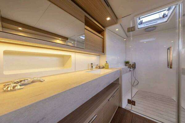 Lagoon 51 Yacht For Sale