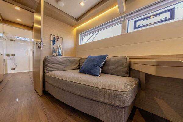 Lagoon 51 Yacht For Sale