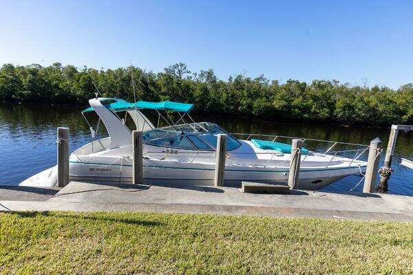 Photo of the 1995 Cruisers ESPRIT 3570