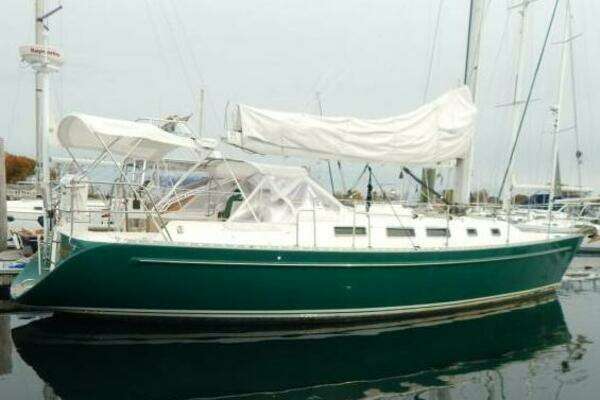 Photo of the 1998 Freedom 40/40 "Spruce"