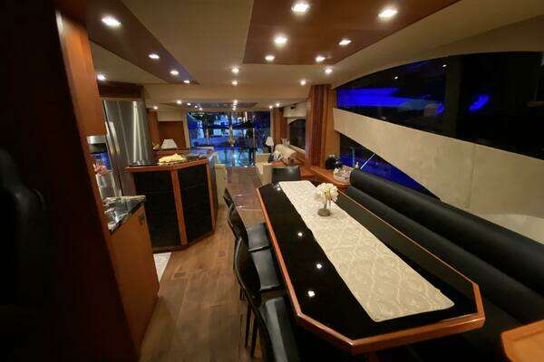 Sunseeker Manhattan 70 Yacht For Sale