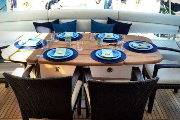 Sunseeker Manhattan 70 Yacht For Sale