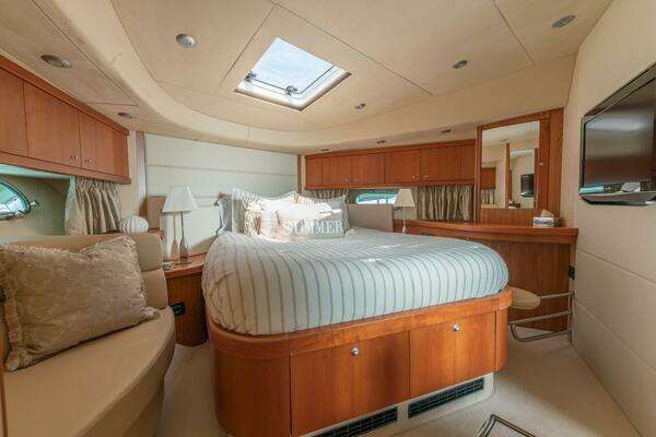 Sunseeker Manhattan 70 Yacht For Sale
