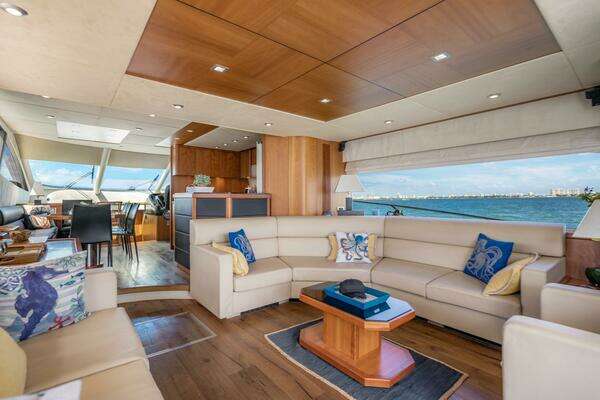 Sunseeker Manhattan 70 Yacht For Sale