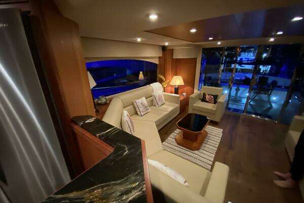 Sunseeker Manhattan 70 Yacht For Sale