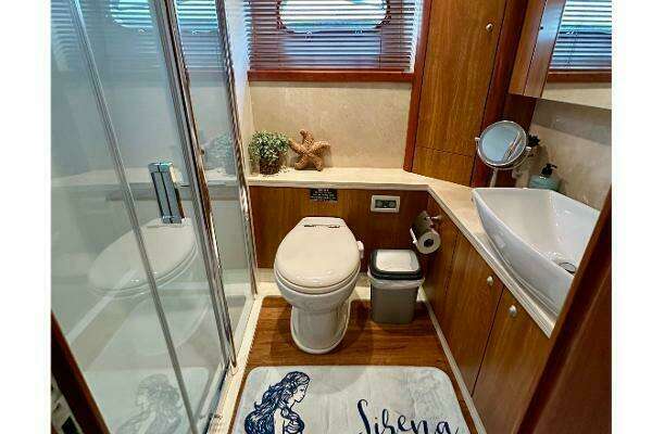 Sunseeker Manhattan 70 Yacht For Sale