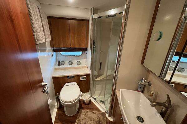 Sunseeker Manhattan 70 Yacht For Sale