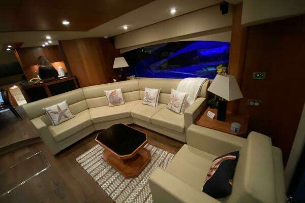 Sunseeker Manhattan 70 Yacht For Sale