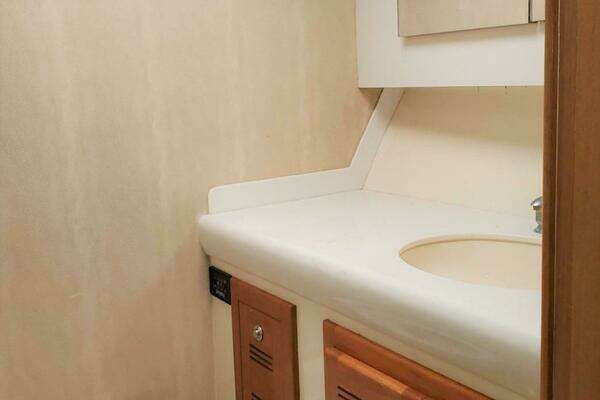 Cabo Flybridge Sportfish Yacht For Sale