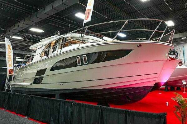 33-ft-Marex-2026-330 Scandinavia-Brick New Jersey United States yacht for sale