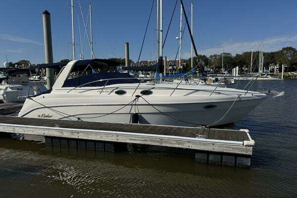 Photo of the 2002 Rinker 342 Fiesta Vee "Troublemaker"